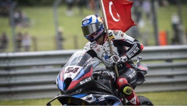 Milli Motosikletçi Toprak Razgatlıoğlu, İtalya'da Birinci Oldu