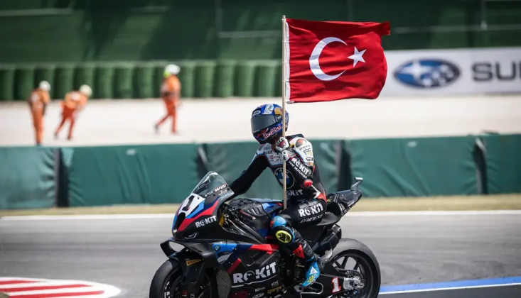 Toprak Razgatlıoğlu Tarih Yazmaya Devam Ediyor!