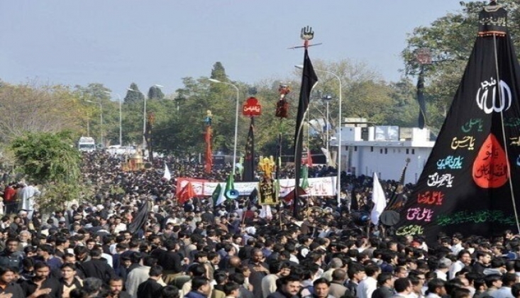 Pakistan'da Kerbela Şehitleri Anıldı