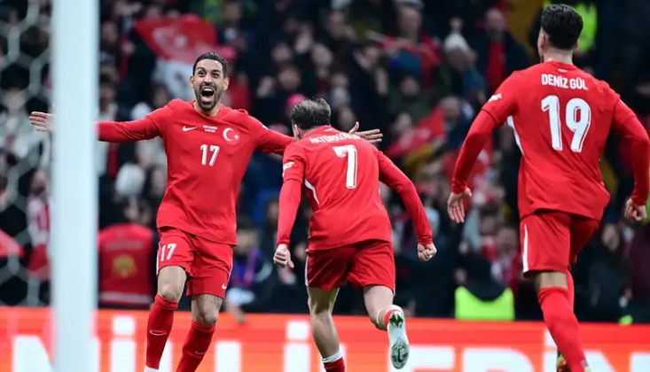 Türkiye, Evinde Macaristan'ı 3-1 Yendi!