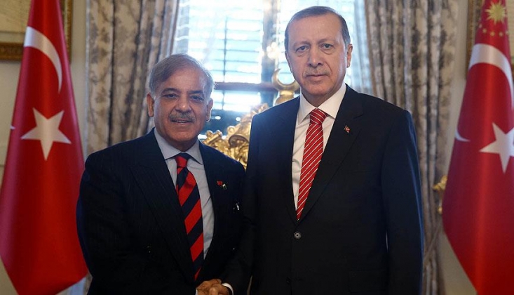  Erdoğan, Pakistan Başbakanı Şahbaz Şerif İle Görüştü