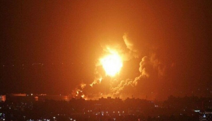 ABD’den Yemen'in Hudeyde Kentine Ve Limanına Saldırı