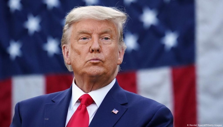 Trump, Fed Başkanı Powell'ı Eleştirdi: 'Hiçbir Fikri Olmayan Bir Aptal'