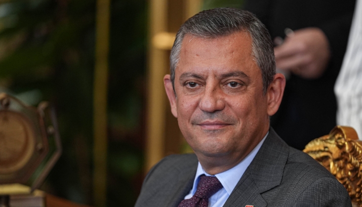  Özgür Özel’e Tokatlı Saldırı