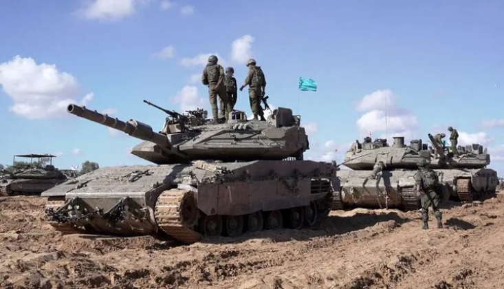 İsrail Tankları İlk Kez Gazze'nin Merkezindeki Şehre Girdi; 80 Bin Kişi Yerinden Edildi
