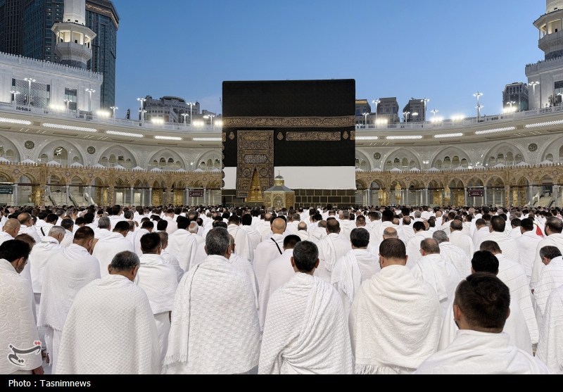 Hac Farizasını Yerine Getiren Müslümanlar, Mescid-i Haram'da
