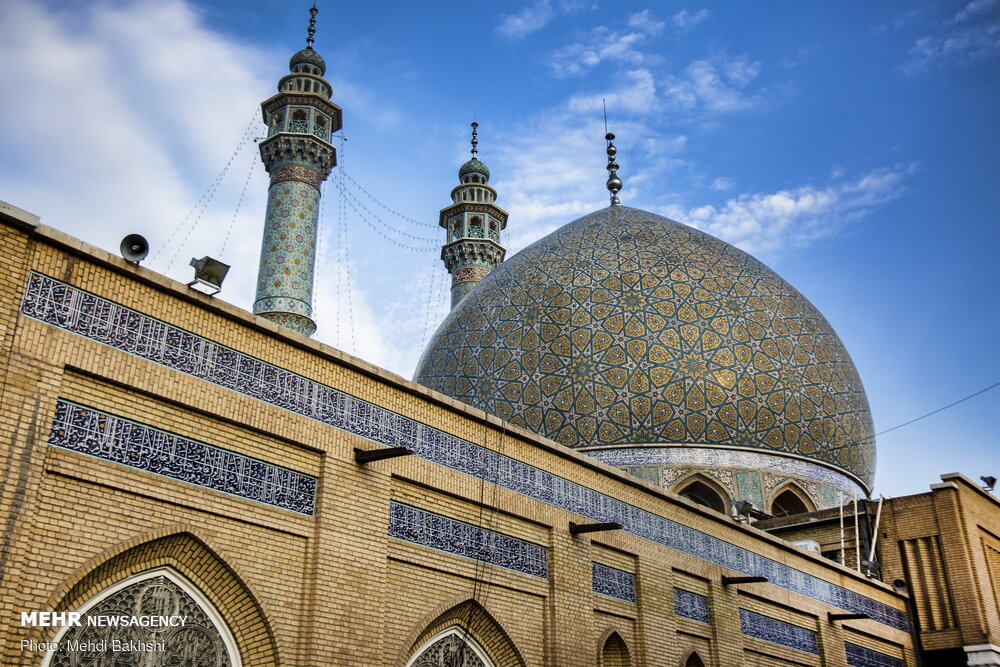 Kum'daki Mescid-i Azam Camisinden Görüntüler