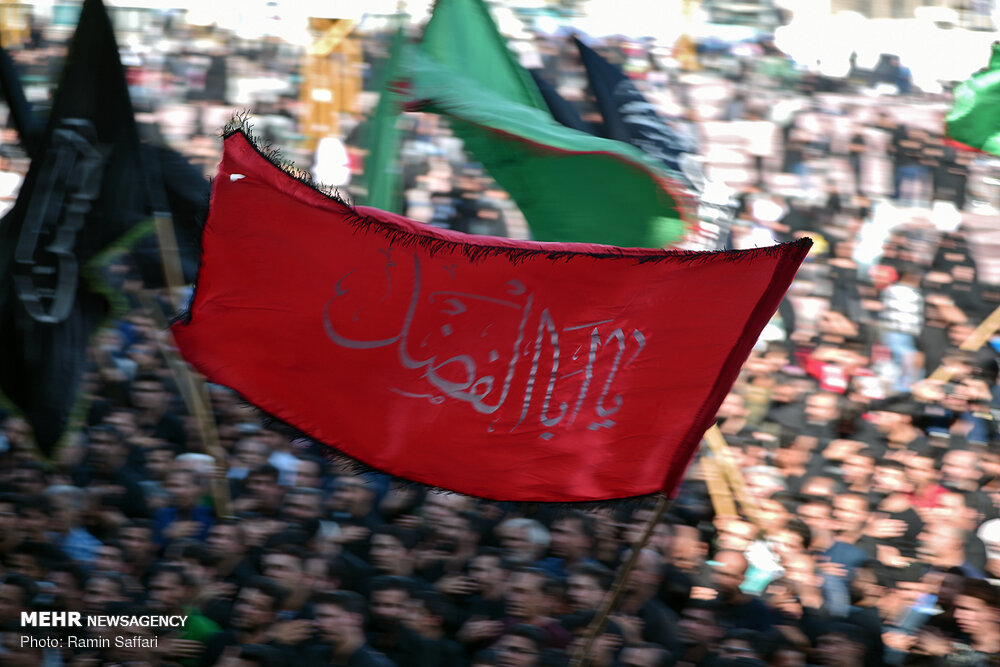 İmam Rıza'nın (a.s) Hareminde Erbain Merasimi