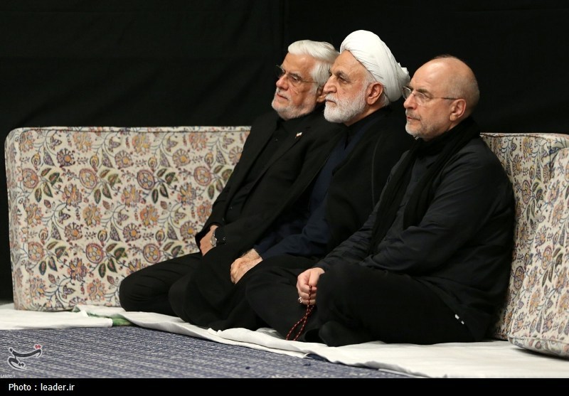 İmam Hamanei Tasua Gecesi Yas Merasimine Katıldı
