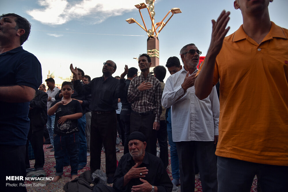 İmam Rıza'nın (a.s) Hareminde Erbain Merasimi